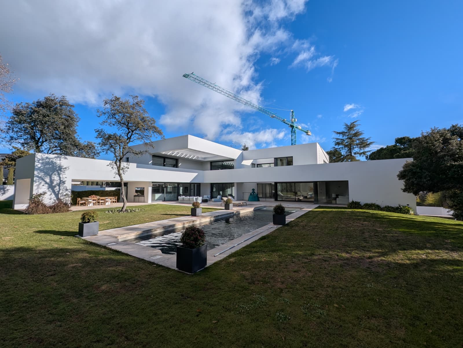 Fotografía 1 del proyecto: Instalación fotovoltaica en Vivienda unifamiliar de lujo